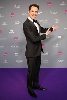 Alexander Mazza bei der Verleihung vom Gloria - Deutscher Kosmetikpreis am 31.03.2017 in Düsseldorf Gloria - Deutscher Kosmetikpreis 2017 in Duesseldorf 