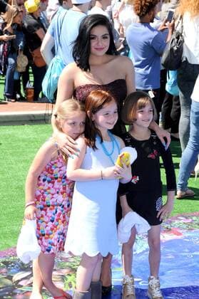 April 1, 2017 - Culver City, CA, United States - 01 April 2017 - Culver City, California - Ariel Winter. World of Premiere Smurfs: The Lost Village held at ArcLight Culver City in Los Angeles. Photo Credit: AdMedia Culver City United States - ZUMAa123 20170401_zaa_a123_105 Copyright: xBirdiexThompsonx
