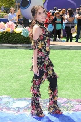 April 1, 2017 - Culver City, CA, United States - 01 April 2017 - Culver City, California - Lilimar Hernandez. World of Premiere Smurfs: The Lost Village held at ArcLight Culver City in Los Angeles. Photo Credit: AdMedia Culver City United States - ZUMAa123 20170401_zaa_a123_143 Copyright: xBirdiexThompsonx