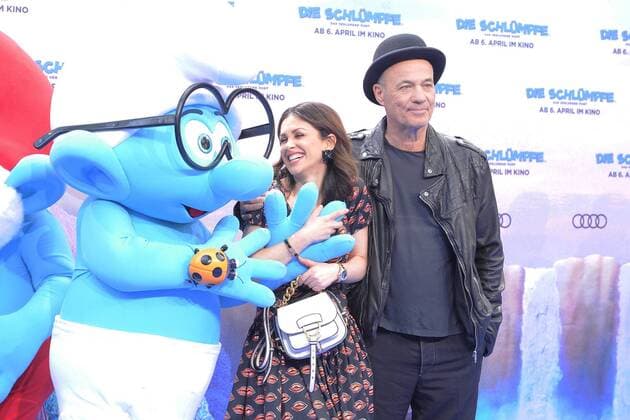 Viktoria Lauterbach, Heiner Lauterbach Ankunft am Blauen Teppich zur Deutschlandpremiere des Animationsfilmes, Die Schluempfe, das verlorene Dorf im Cinestar im Sony Center in Berlin, am 02.04.2017