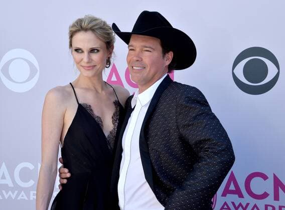 Recording artist Clay Walker (R) and Jessica Craig attend the 52nd annual Academy of Country Music Awards held at T-Mobile Arena in Las Vegas, Nevada on April 2, 2017. The show will be telecast live on CBS.  LVP20170402273 JIMxRUYMEN