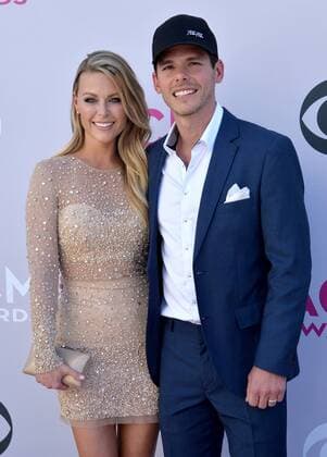 Actress Amber Bartlett (L) and singer-songwriter Granger Smith attend the 52nd annual Academy of Country Music Awards held at T-Mobile Arena in Las Vegas, Nevada on April 2, 2017. The show will be telecast live on CBS.  LVP20170402315 JIMxRUYMEN