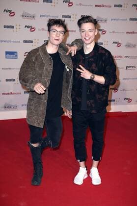 Die Lochis bei der 12. Verleihung des PRG Live Entertainment Award in der Festhalle Frankfurt. Frankfurt am Main, 03.04.2017 Foto:xS.xGabschx xFuturexImage