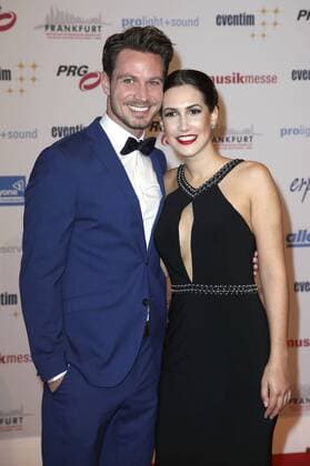 Sebastian Pannek und Clea-Lacy Juhn bei der 12. Verleihung des PRG Live Entertainment Award in der Festhalle Frankfurt. Frankfurt am Main, 03.04.2017 Foto:xS.xGabschx xFuturexImage