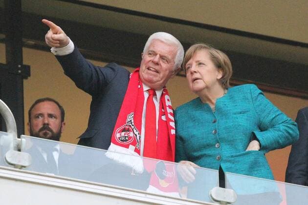 Bilder des Tages Fußball 1. Bundesliga 27. Spieltag 1. FC Köln - Eintracht Frankfurt am 04.04.2017 im RheinEnergieStadion in Köln Bundeskanzlerin Angela Merkel auf der Ehrentribüne Foto: osnapix 1. FC Köln - Eintracht Frankfurt MH