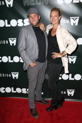 Jacob Horn und Zoe Bell bei der Colossal Film Premiere am 4.04.2017 in Los Angeles Colossal Filmpremiere in Los Angeles, 2017 