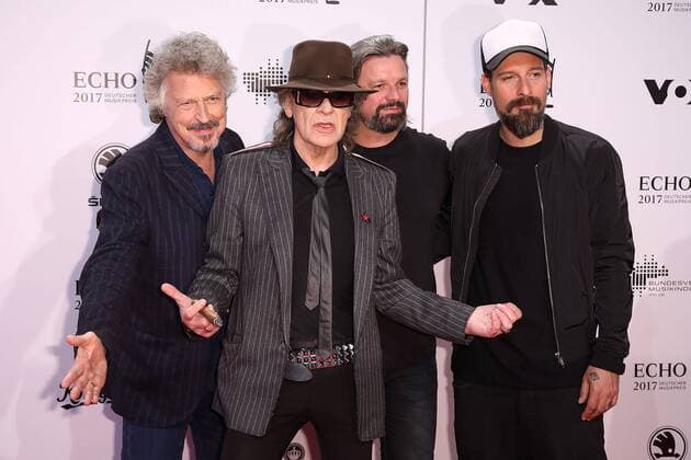 Wolfgang Niedecken, Udo Lindenberg, Henning Wehland und Daniel Wirtz bei der Verleihung vom Echo am 06.04.2017 in Berlin Echo Verleihung 2017 in Berlin 