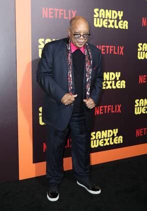 April 6, 2017 - 7 April, 2017- Hollywood, California - Quincy Jones, the premiere of Netflix s Sandy Wexler . Photo Credit: PMA AdMedia - ZUMAa123 20170406_zaa_a123_139 Copyright: xPma Admediax