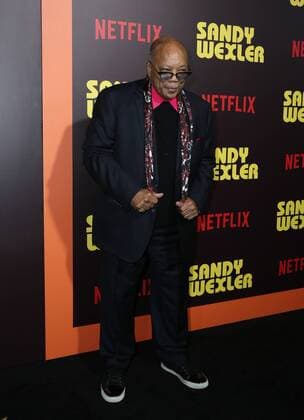 April 6, 2017 - 7 April, 2017- Hollywood, California - Quincy Jones, the premiere of Netflix s Sandy Wexler . Photo Credit: PMA AdMedia - ZUMAa123 20170406_zaa_a123_144 Copyright: xPma Admediax