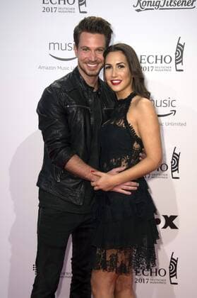 Sebastian Pannek und Clea-Lacy Juhn bei der 26. Verleihung des Deutschen Musikpreises Echo 2017 in der Messe Berlin. Berlin, 06.04.2017 Foto:xF.xKernx xFuturexImage