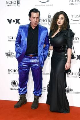 Till Lindemann (Rammstein) mit Freundin Leila Lowfire bei der 26. Verleihung des Deutschen Musikpreises Echo 2017 in der Messe Berlin. Berlin, 06.04.2017 Foto:xF.xKernx xFuturexImage