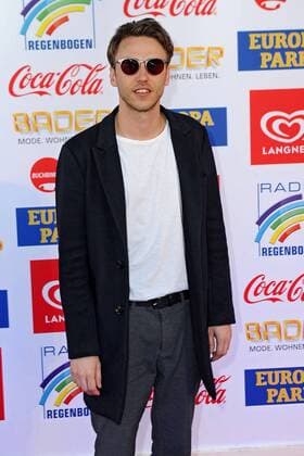 RADIO REGENBOGEN AWARD 2017. Clueso anläßlich der Verleihung des Medienpreises aus Baden-Württemberg Radio Regenbogen Award am 07.04.2017 im Europapark Rust.