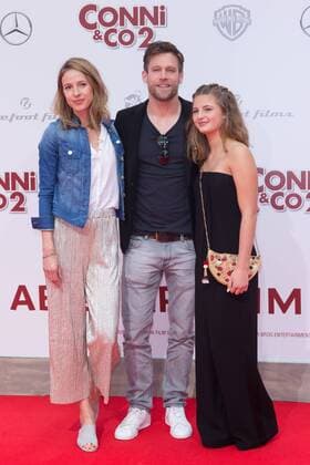 Lisa Bitter, Ken Duken und Emma Schweiger - Weltpremiere Conni und Co 2 - das Geheimnis des T-Rex in Berlin am 09.04.2017. Weltpremiere Conni u. Co 2