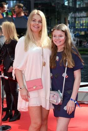 Anne-Sophie Briest mit Tochter Faye Montana bei der Weltpremiere des Kinofilms Conni & Co 2 im CineStar IMAX im Sony Center in Berlin am 09.04.2017