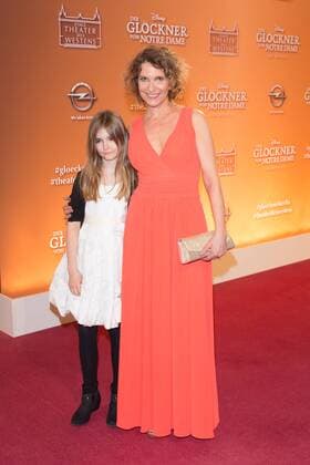 Heike Kloss mit Tochter Olivia - Premiere Der Gloeckner von Notre Dame im Theater des Westens Berlin am 09.04.2017. Premiere Der Gloeckner von Notre Dame