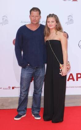 Til Schweiger und Tochter Emma bei der Filmpremiere - Conni & Co 2 - Das Geheimnis des T-Rex - im SonyCenter, Potsdamer Platz, Berlin Copyright imago stock&people GmbH Tinkeres Datum: 09.04.2017 Filmpremiere - Conni & Co 2 -