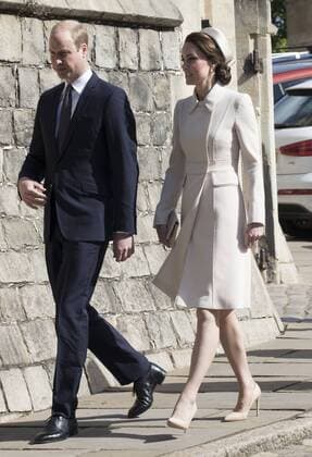 . 16 04 2017. London, United Kingdom. The Duke and Duchess of Cambridge arriving for the Easter Sunday church service at Windsor Castle, United Kingdom.  xStephenxLockx xi-Imagesx IIM-14899-0023