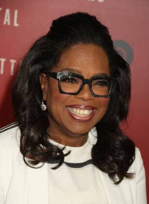 April 18, 2017 - New York, New York, U.S. - Executive Producer OPRAH WINFREY attends the New York Premiere of The Immortal Life of Henrietta Lacks held at the SVA Theater. New York U.S. - ZUMAk03_ 20170418_zaf_k03_058 Copyright: xNancyxKaszermanx