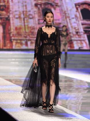 April 19, 2017 - Shenzhen, Shenzhen, China - Shenzhen, CHINA-April 19 2017: (EDITORIAL USE ONLY. CHINA OUT) A model presents one piece of Oleno creation during the 2017 China (Shenzhen) International Brand Underwear Fair in south China s Shenzhen, April 19th, 2017. Shenzhen China  - ZUMAs145 20170419_zaa_s145_187 Copyright: xOuxJinweix