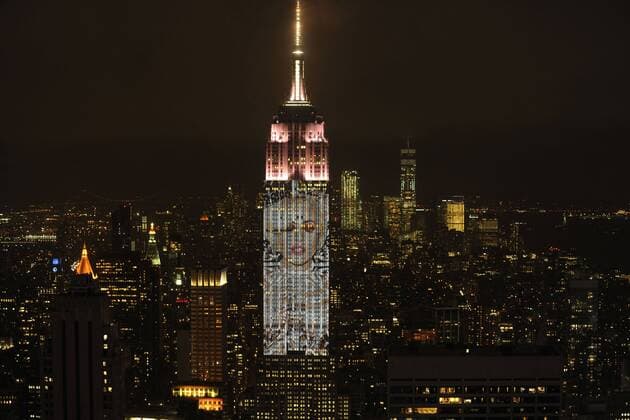 Blick auf das Empire State Building beim Harper s Bazaar s 150th Anniversay Event mit Motiven aus 15 Decaden aus Bazaar s Archiven. New York, 19.04.2017 Foto:xD.xVanxTinex xFuturexImage