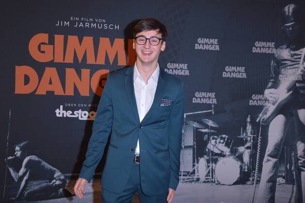 Isaiah Michalski Ankunft Iggy POPs Birthday Bash zum Konzert Kinofilm GIMME DANGER im KIno International in Berlin am 20.04.2017
