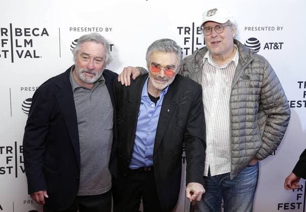 Robert De Niro, Burt Reynolds and Chevy Chase arrive on the red carpet at the Dog Years Premiere during 2017 Tribeca Film Festival at Cinepolis Chelsea on April 22, 2017 in New York City.  NYP20170422108 JOHNxANGELILLO