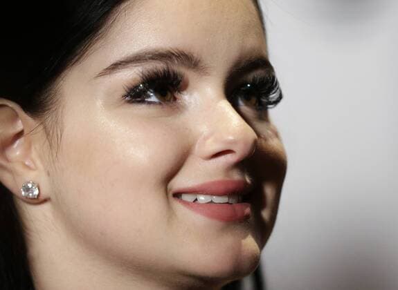 Ariel Winter arrives on the red carpet at the Dog Years Premiere during 2017 Tribeca Film Festival at Cinepolis Chelsea on April 22, 2017 in New York City.  NYP20170422111 JOHNxANGELILLO