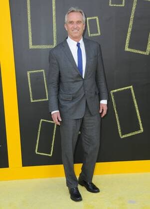 April 24, 2017 - Westwood, CA, United States - 24 April 2017 - Westwood, California - Robert F. Kennedy, Jr.. National Geographic s Premiere screening of Genius held at Fox Theater in Westwood. Photo Credit: AdMedia Westwood United States - ZUMAa123 20170424_zaa_a123_203 Copyright: xBirdiexThompsonx