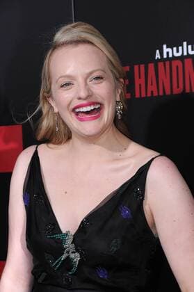 April 25, 2017 - Hollywood, CA, United States - 25 April 2017 - Hollywood, California - Elizabeth Moss. Los Angeles premiere of Hulu s The Handmaid s Tale held at ArcLight Hollywood in Hollywood. Photo Credit: AdMedia Hollywood United States - ZUMAa123 20170425_zaa_a123_013 Copyright: xBirdiexThompsonx