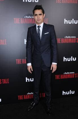 April 25, 2017 - Hollywood, CA, United States - 25 April 2017 - Hollywood, California - Max Minghella. Los Angeles premiere of Hulu s The Handmaid s Tale held at ArcLight Hollywood in Hollywood. Photo Credit: AdMedia Hollywood United States - ZUMAa123 20170425_zaa_a123_070 Copyright: xBirdiexThompsonx