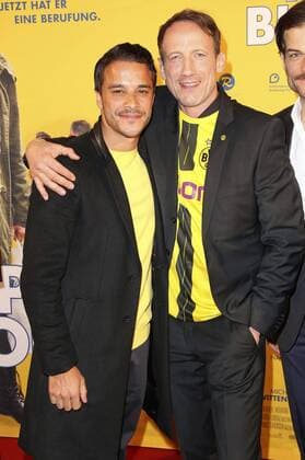 Kostja Ullmann und Wotan Wilke Möhring bei der Premiere des Kinofilms Happy Burnout im Cinemaxx Dammtor. Hamburg, 26.04.2017 Foto:xgbrcix xFuturexImage