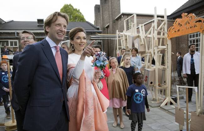 The royal family of the Netherlands celebrates Kingsday this year in Tilburg. The family arrived by train at the station of Tilburg and followed a route through the city where inhabitants presented their city. King Willem-Alexander celebrates his 50th birthday this year. HH POOL Phil Nijhuis  65574834