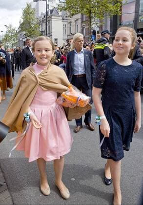 27-04-2017 Tilburg Dutch royal family during Kingsday ( Koningsdag) in Tilburg. Princess Alexia and Princess Ariane  Copyright: xppe werfx