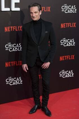 Ernesto Alterio attends to Las chicas del cable premiere at Callao Cinemas in Madrid, April 27, 2017. Spain.  (20170427066)