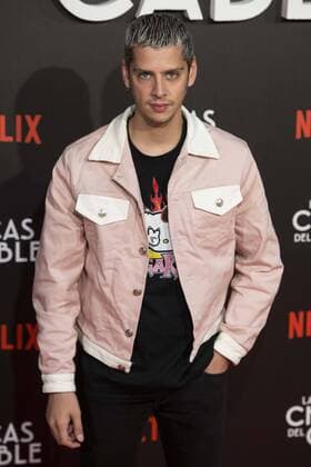 Eduardo Casanova attends to Las chicas del cable premiere at Callao Cinemas in Madrid, April 27, 2017. Spain.  (20170427102)