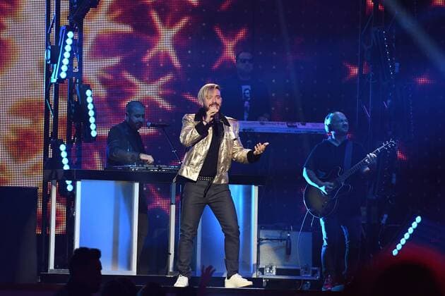 Latin artist J Balvin performs during the 2017 Billboard Latin Music Awards and Show at the Bank United Center, University of Miami, Miami, Florida on April 27, 2017.  MIA20170427216 GARYxIxROTHSTEIN