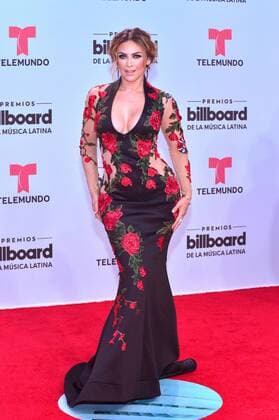 Mexican actress Araceli Arambula poses as she arrives at the red carpet during the Billboard Latin Music Awards at the Warsco Center of Miami University in Coral Gables, Florida, United States, 27 April 2017. BILLBOARD LATIN MUSIC AWARDS !ACHTUNG: NUR REDAKTIONELLE NUTZUNG!  Copyright: xGiorgioxVierax BIL001 20170428-636289465612623081