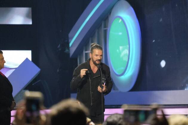 Guatemalan singer Ricardo Arjona speaks after being awarded during the Billboard Latin Music Awards at the Warsco Center of Miami University in Coral Gables, Florida, United States, 27 April 2017. BILLBOARD LATIN MUSIC AWARDS !ACHTUNG: NUR REDAKTIONELLE NUTZUNG!  Copyright: xGastonxDexCardenasx BIL001 20170428-636289561039017453