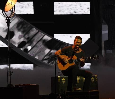 Latin artist Ricardo Arjna performs during the 2017 Billboard Latin Music Awards and Show at the Bank United Center, University of Miami, Miami, Florida on April 27, 2017.  MIA201704272260 GARYxIxROTHSTEIN