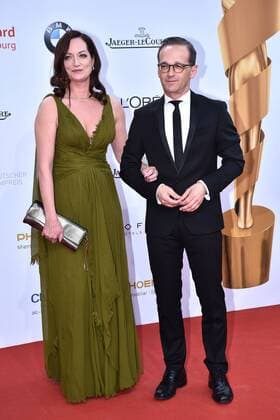 Natalia Wörner und Heiko Maas bei der Verleihung Deutscher Filmpreis 2017 am 28.04.2017 in Berlin Deutscher Filmpreis 2017 in Berlin - Ankunft Roter Teppich 