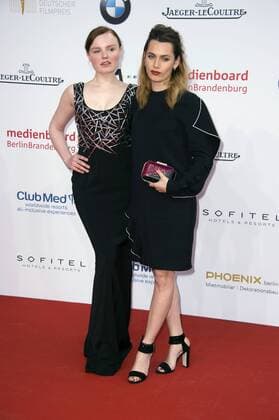 Maria Dragus und Ella Rumpf bei der Verleihung des Deutschen Filmpreises 2017 in der Messe Berlin. Berlin, 28.04.2017 Foto:xF.xKernx xFuturexImage