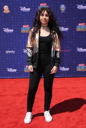 April 29, 2017 - Los Angeles, CA, United States - 29 April 2017 - Los Angeles, California - Alessia Cara. 2017 Radio Disney Music Awards held at Microsoft Theater in Los Angeles. Photo Credit: AdMedia Los Angeles United States - ZUMAa123 20170429_zaa_a123_075 Copyright: xBirdiexThompsonx