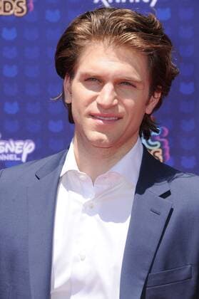 April 29, 2017 - Los Angeles, CA, United States - 29 April 2017 - Los Angeles, California - Keegan Allen. 2017 Radio Disney Music Awards held at Microsoft Theater in Los Angeles. Photo Credit: AdMedia Los Angeles United States - ZUMAa123 20170429_zaa_a123_214 Copyright: xBirdiexThompsonx