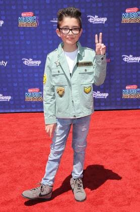 April 29, 2017 - Los Angeles, CA, United States - 29 April 2017 - Los Angeles, California - Nicholas Bechtel. 2017 Radio Disney Music Awards held at Microsoft Theater in Los Angeles. Photo Credit: AdMedia Los Angeles United States - ZUMAa123 20170429_zaa_a123_323 Copyright: xBirdiexThompsonx
