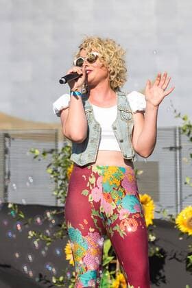 April 30, 2017 - Indio, California, U.S - CAM (CAMARON OCHS) during Stagecoach Music Festival in Indio, California Indio U.S. - ZUMAs135 20170430_zap_s135_054 Copyright: xDanielxDeSloverx