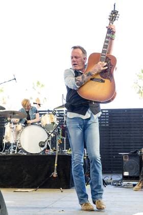 April 30, 2017 - Indio, California, U.S - KIEFER SUTHERLAND during Stagecoach Music Festival in Indio, California Indio U.S. - ZUMAs135 20170430_zap_s135_058 Copyright: xDanielxDeSloverx