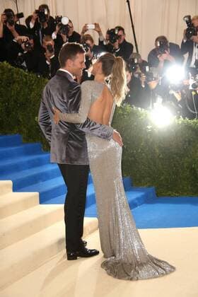 May 1, 2017 - New York, New York, U.S. - GISELLE BUNDCHEN, TOM BRADY attend the Metropolitan Museum Costume Institute Benefit celebrating the exhibition of Rei Kawakubo Comme des Garcons-Art of the In Between.Met Museum,NYC.May 1, 2017.Photos by , Photos Inc. New York U.S. - ZUMAms4_ 20170501_zaf_ms4_047 Copyright: xSoniaxMoskowitzx