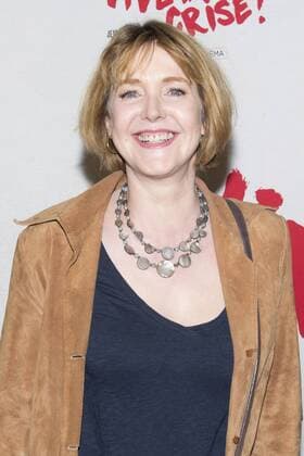 Agnes Soral CELEBRITES : Avnt Premiere de Vive la Crise - Paris - 02 05 2017 JBAutissier Panoramic 