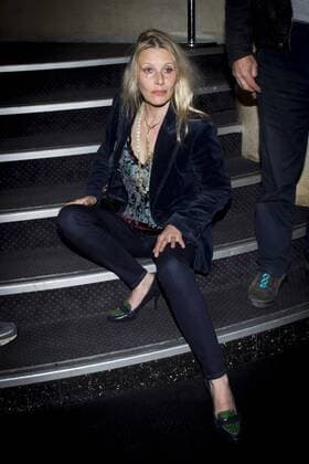 Florence Thomassin CELEBRITES : Avnt Premiere de Vive la Crise - Paris - 02 05 2017 JBAutissier Panoramic 