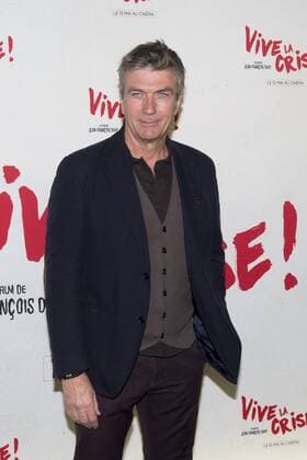 Philippe Caroit CELEBRITES : Avnt Premiere de Vive la Crise - Paris - 02 05 2017 JBAutissier Panoramic 